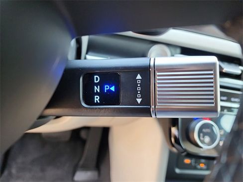 New 2025 Hyundai Tucson Limited image 24