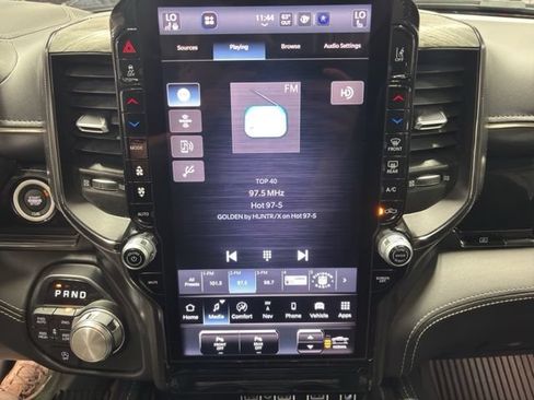 Used 2025 RAM 1500 Limited AWD/4WD image 7