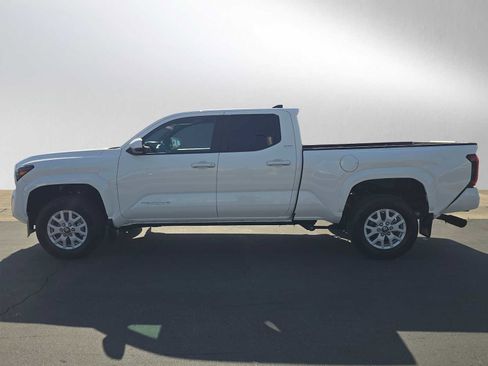 Certified 2026 Toyota Tacoma SR5 RWD image 6