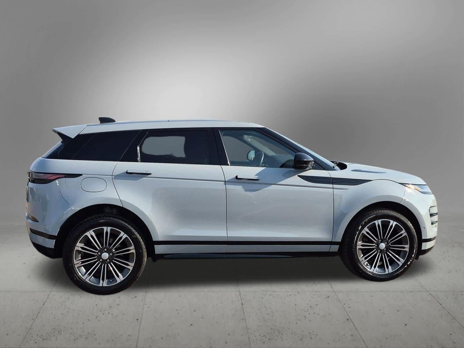 Certified 2026 Land Rover Range Rover Evoque Dynamic SE AWD/4WD image 7