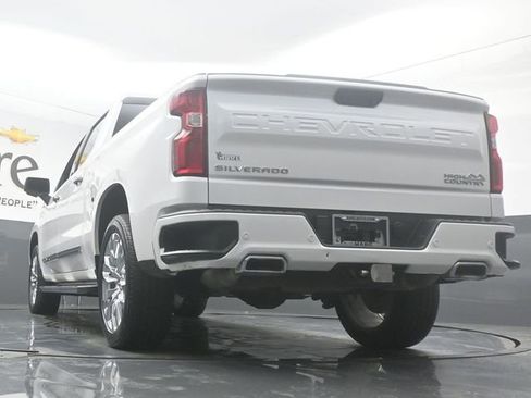 Used 2023 Chevrolet Silverado 1500 High Country w/ High Country Premium Package AWD/4WD image 53