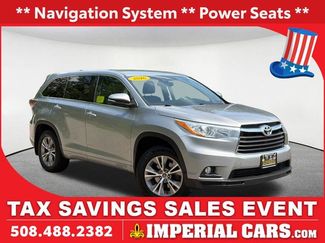 Used 2016 Toyota Highlander Plus AWD/4WD video 1