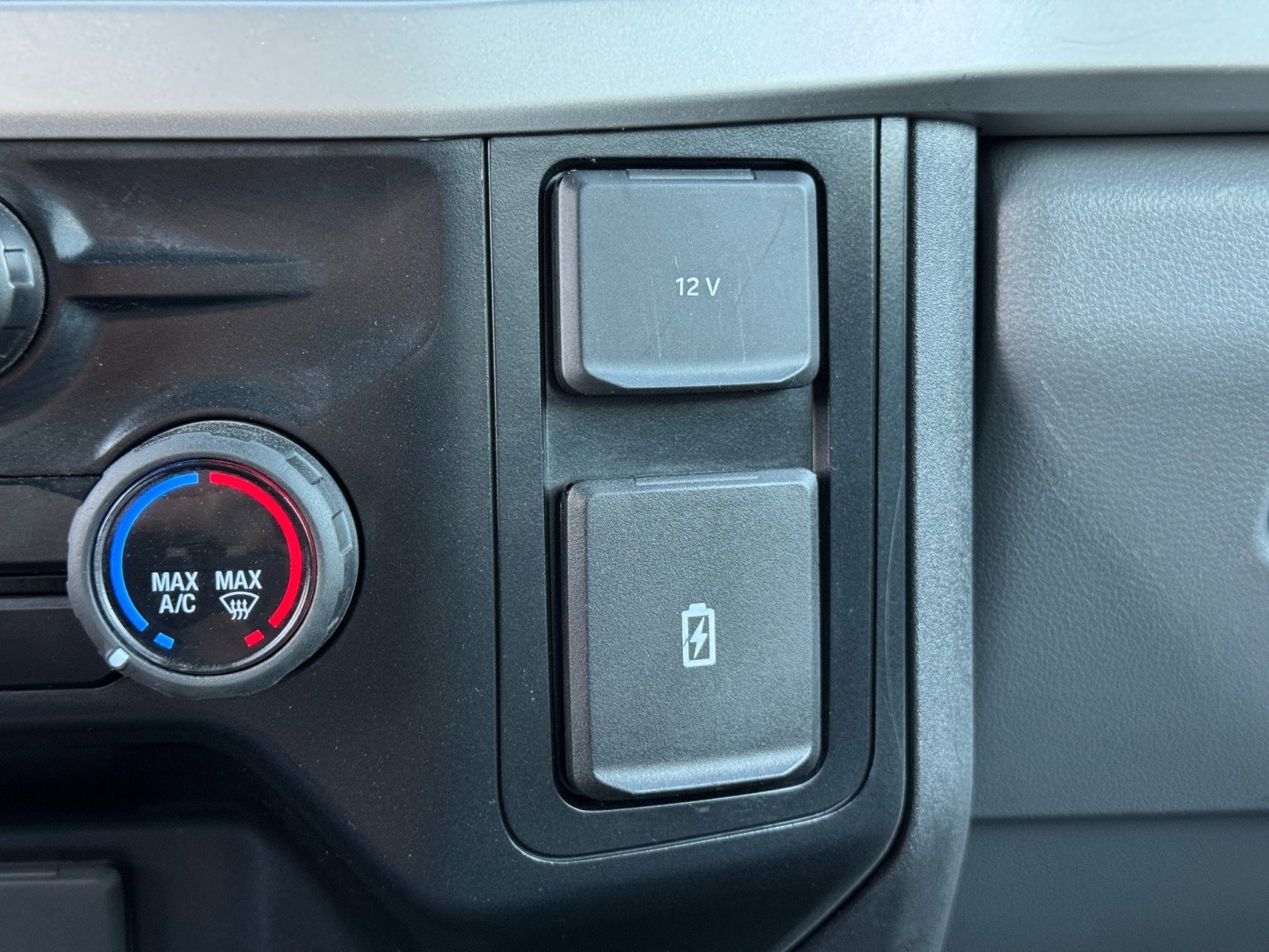Used 2024 Ford F450 XL RWD image 30