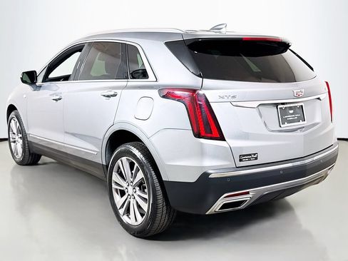 Certified 2025 Cadillac XT5 Premium Luxury FWD image 6
