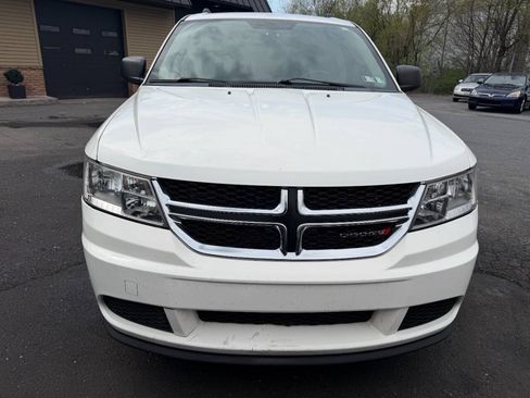 Used 2016 Dodge Journey SE w/ Flexible Seating Group FWD image 4