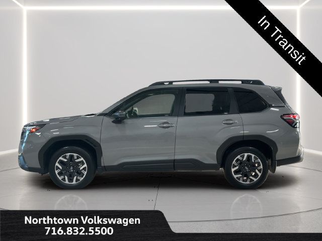 Used 2025 Subaru Forester Premium AWD/4WD image 2
