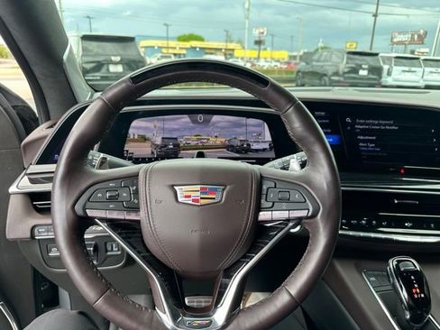 Used 2023 Cadillac Escalade V w/ Heavy-Duty Trailer Package AWD/4WD image 15