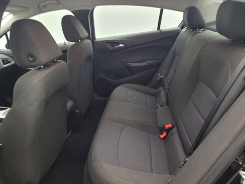 Used 2018 Chevrolet Cruze LS FWD image 18