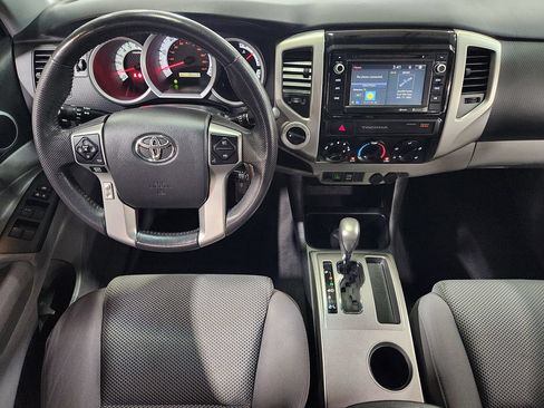 Used 2015 Toyota Tacoma 4x4 Double Cab w/ TRD Off-Road Package image 48