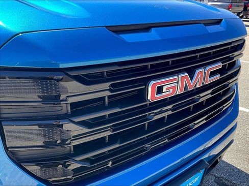 Used 2022 GMC Sierra 1500 Elevation w/ X31 Off-Road Package image 31