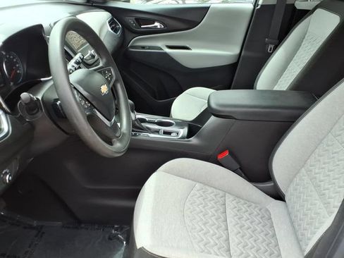 Used 2023 Chevrolet Equinox LT FWD image 15