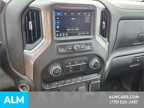 Used 2024 Chevrolet Silverado 1500 Custom image 23