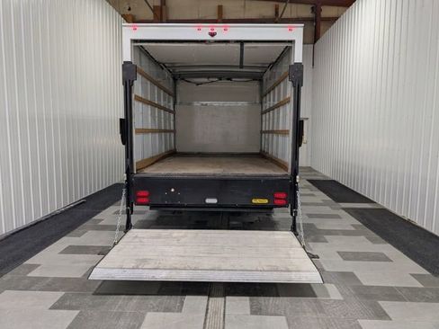 Used 2022 Chevrolet Express 3500 w/ Power Convenience Package image 17