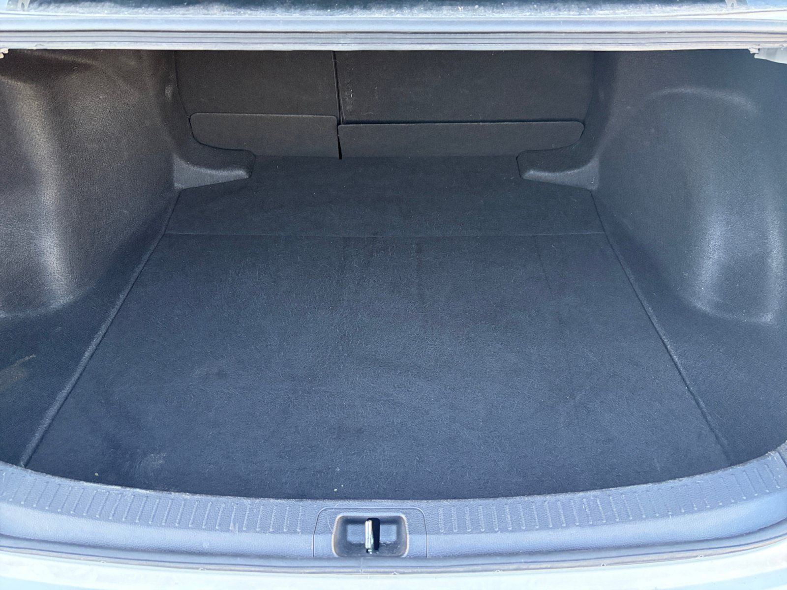 Used 2024 Toyota Corolla LE FWD image 16