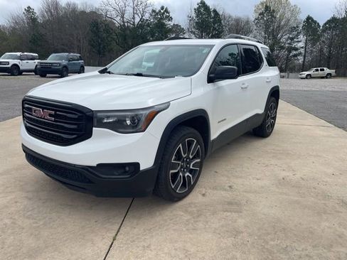 Used 2019 GMC Acadia SLT w/ Black Edition image 3