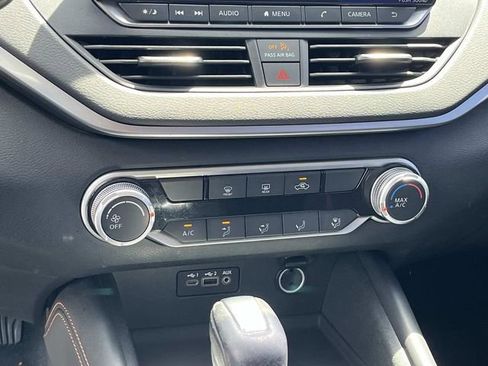 Used 2021 Nissan Altima 2.5 SR FWD image 32