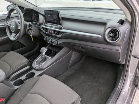 Used 2024 Kia Forte LXS image 21