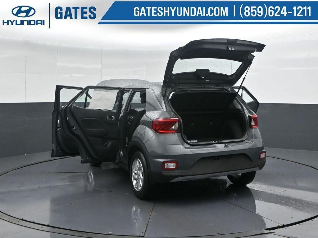 New 2026 Hyundai Venue SE FWD image 57
