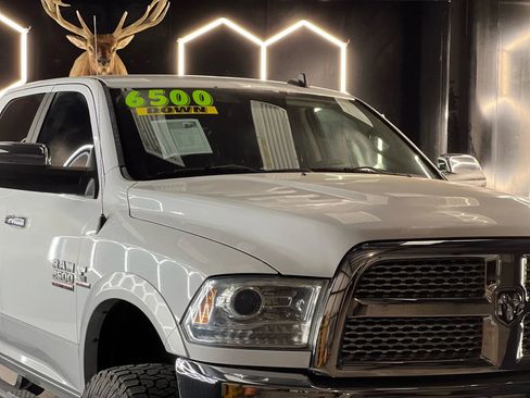 Used 2015 RAM 2500 Laramie image 4
