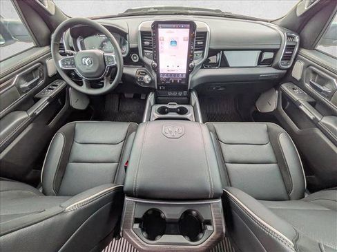 Used 2025 RAM 1500 Laramie w/ Night Edition image 18