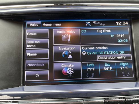 Used 2013 Jaguar XJ image 25