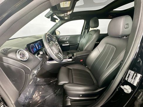 Certified 2023 Mercedes-Benz GLB 250 image 19