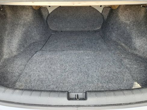 Used 2017 Honda Accord LX image 23