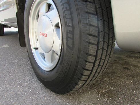 Used 2003 GMC Sonoma SLS image 23