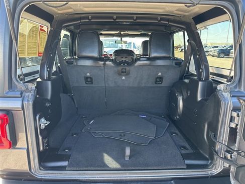 Used 2021 Jeep Wrangler Unlimited Rubicon image 38