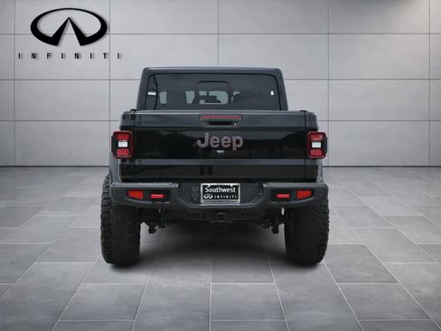 Used 2022 Jeep Gladiator Rubicon w/ Safety Group AWD/4WD image 6