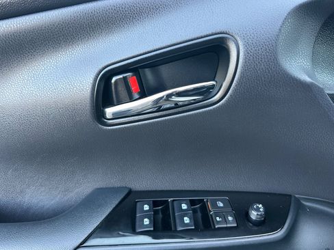 Used 2018 Toyota Prius Prime Premium w/ Carpet Mat Package image 10