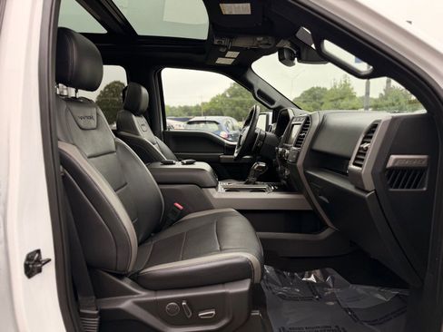 Used 2018 Ford F150 Raptor w/ Equipment Group 802A Luxury AWD/4WD image 36