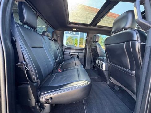 Used 2020 Ford F150 Lariat w/ Equipment Group 502A Luxury AWD/4WD image 14