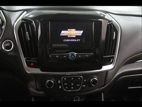 Certified 2020 Chevrolet Traverse LS FWD image 9