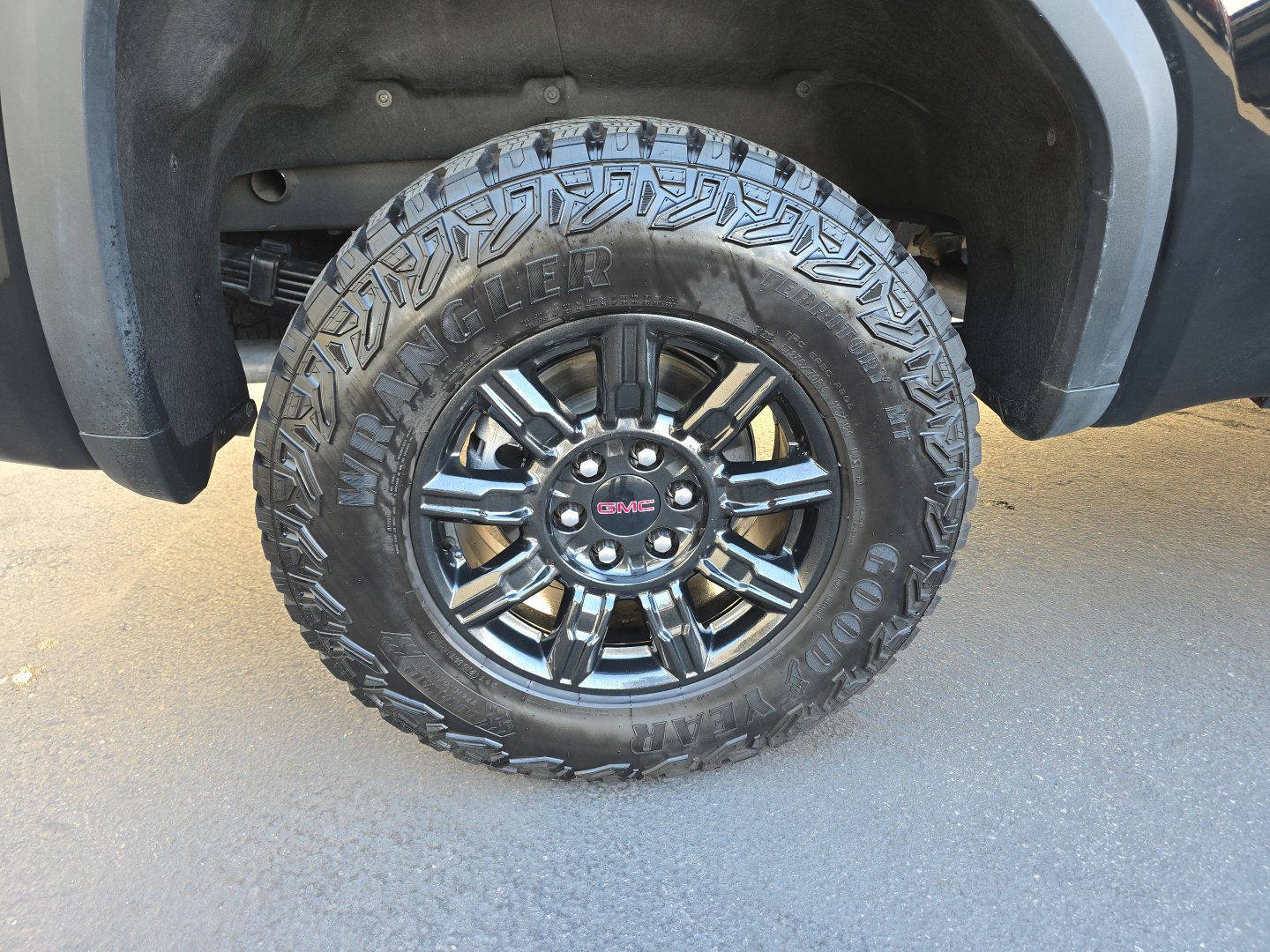 Used 2026 GMC Sierra 1500 AT4X AWD/4WD image 32