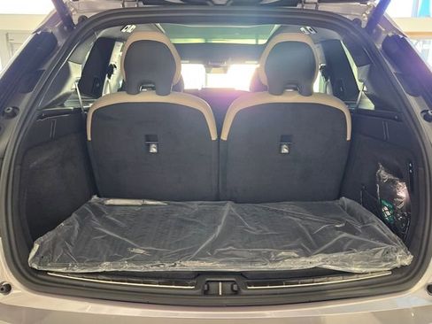 New 2026 Volvo EX90 Plus image 11