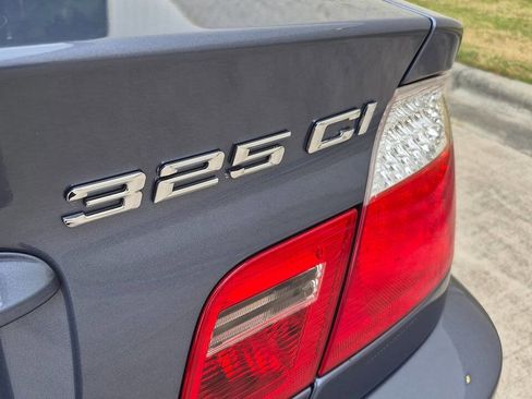 Used 2005 BMW 325Ci Convertible RWD image 25