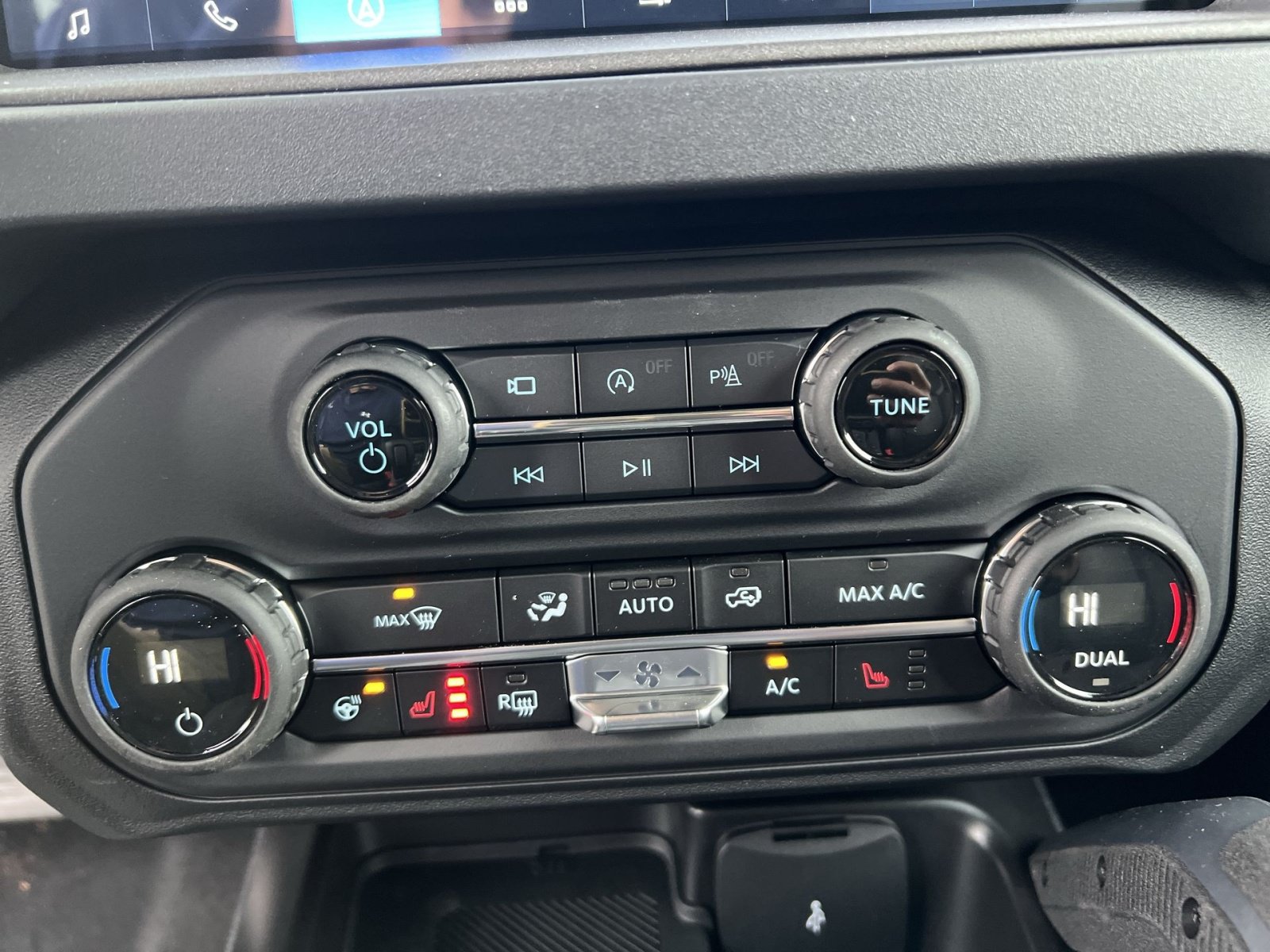 New 2026 Ford Bronco Raptor AWD/4WD image 44