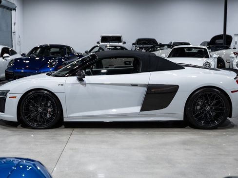 Used 2018 Audi R8 V10 plus AWD/4WD image 64