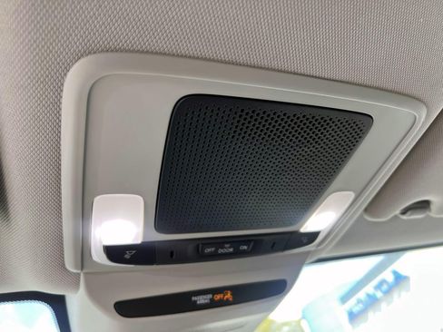 Certified 2023 Honda HR-V LX image 31