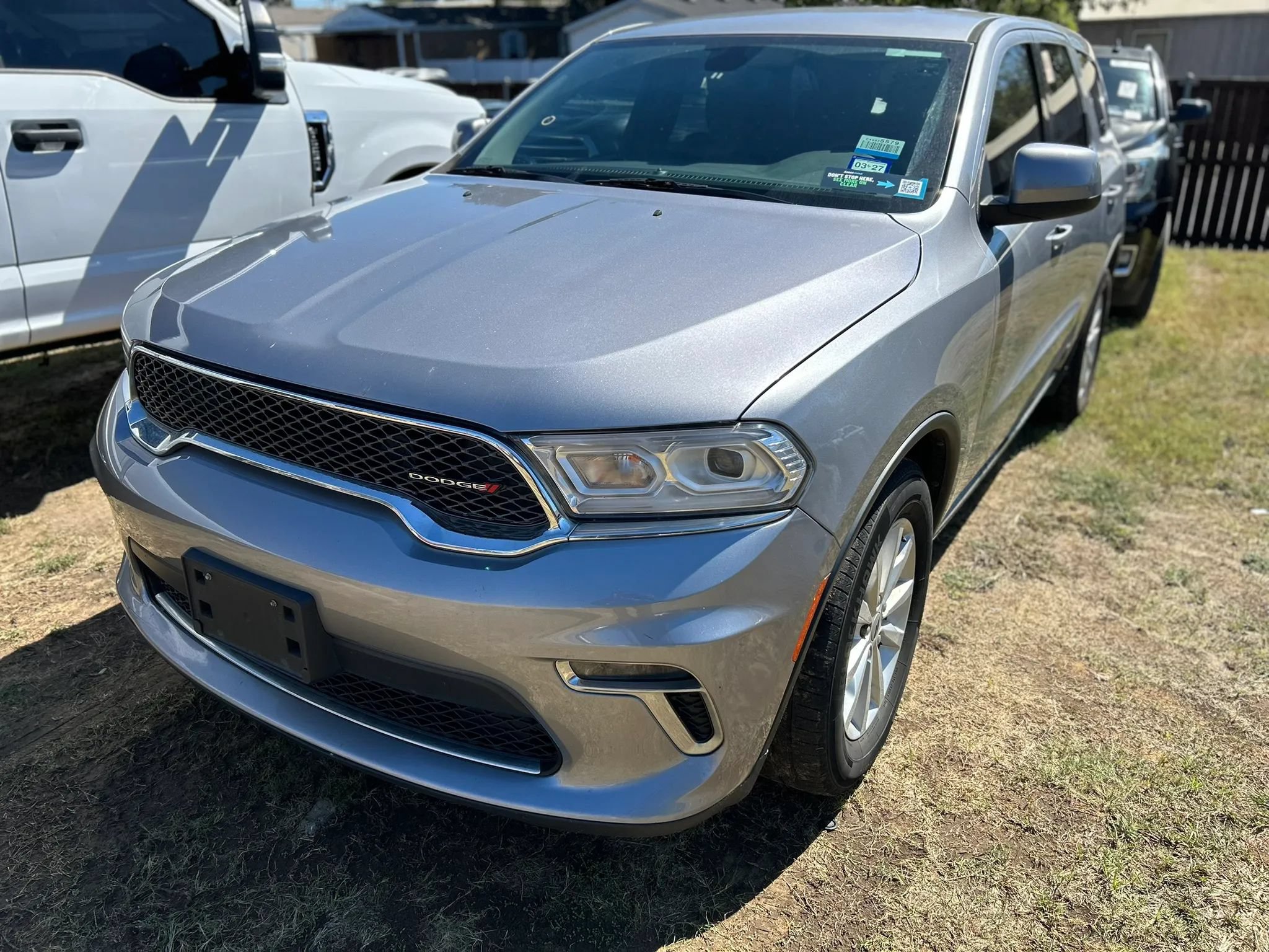 Used 2021 Dodge Durango SXT w/ 3rd Row Seating Group RWD image 2