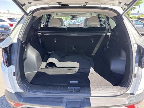 Used 2023 Hyundai Tucson SEL w/ Convenience Package FWD image 12