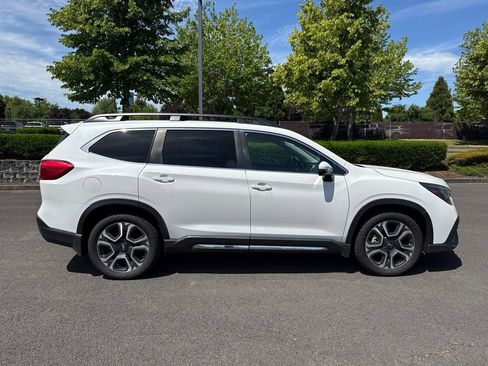 Used 2023 Subaru Ascent Limited AWD/4WD image 8