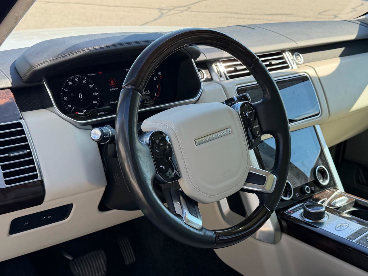 Used 2020 Land Rover Range Rover HSE AWD/4WD image 7