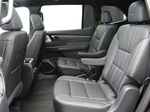 New 2026 Buick Enclave Avenir w/ Super Cruise Package image 24