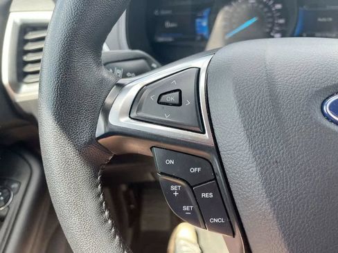 Used 2024 Ford Edge SEL AWD/4WD image 22