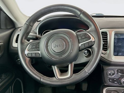 Used 2018 Jeep Compass Latitude w/ Popular Equipment Group image 18