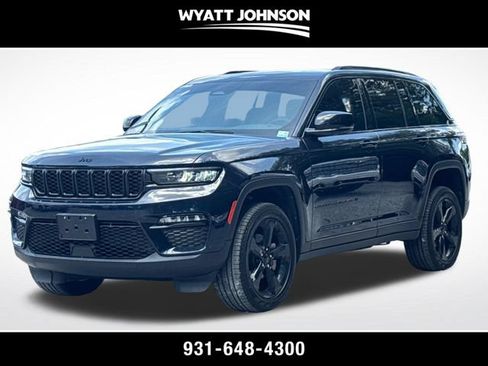 Used 2024 Jeep Grand Cherokee Limited w/ Black Appearance Package AWD/4WD image 1