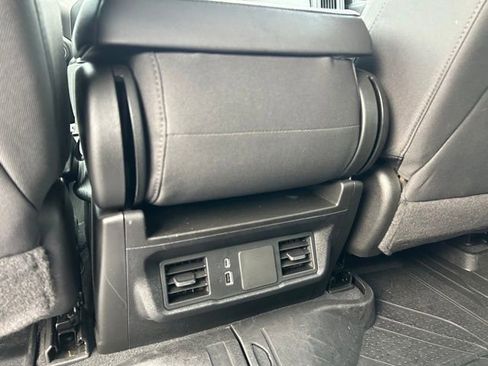 Certified 2024 Chevrolet Silverado 1500 Custom w/ LPO, Dark Essentials Package image 26