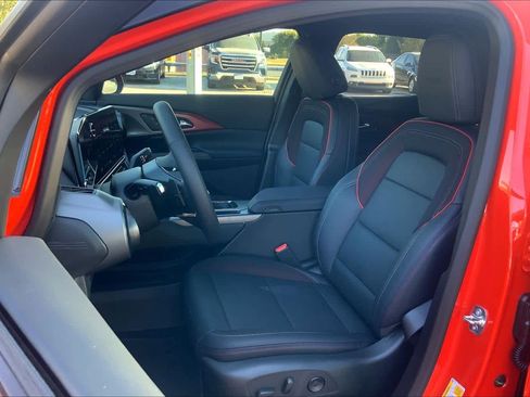 New 2026 Chevrolet Equinox EV RS FWD image 9